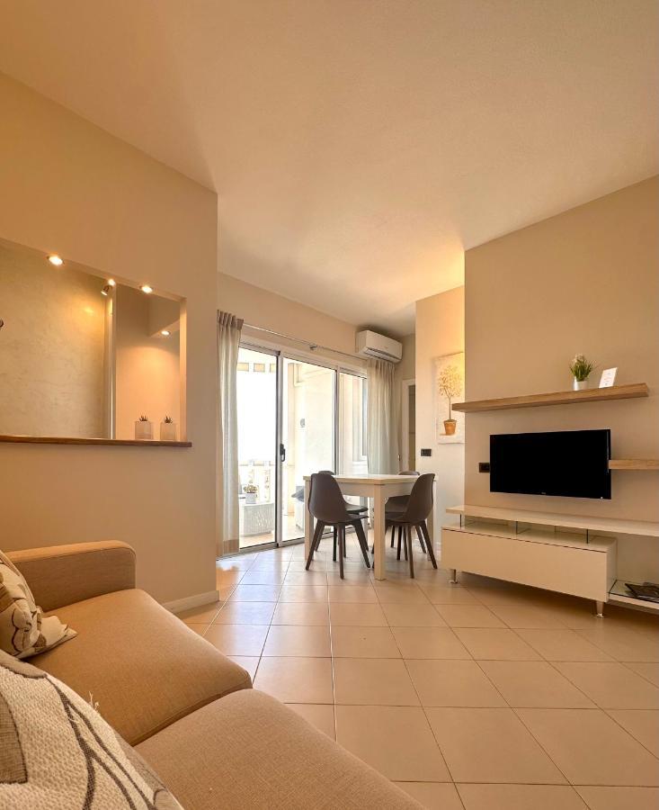 Prestige Panoramico Veronese Olbia Dış mekan fotoğraf